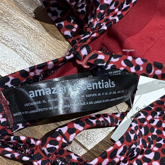 Amazon Essentials Women's Red and Black Leopard print Bikini Top - Picture 9 of 10